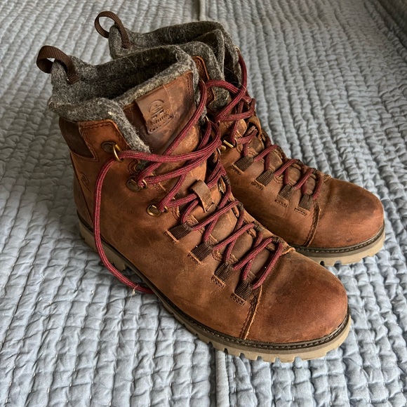 Women’s Kamik Boot Size 9 - Picture 1 of 3